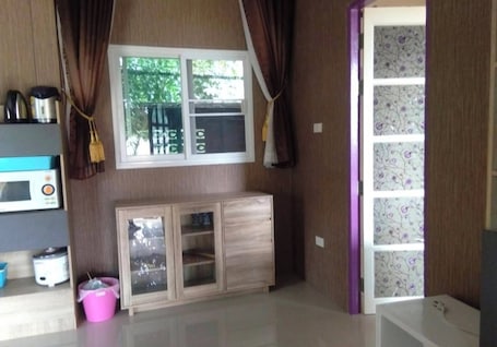 Interior. 2-bedroom house in charming Tambon Dom with AC