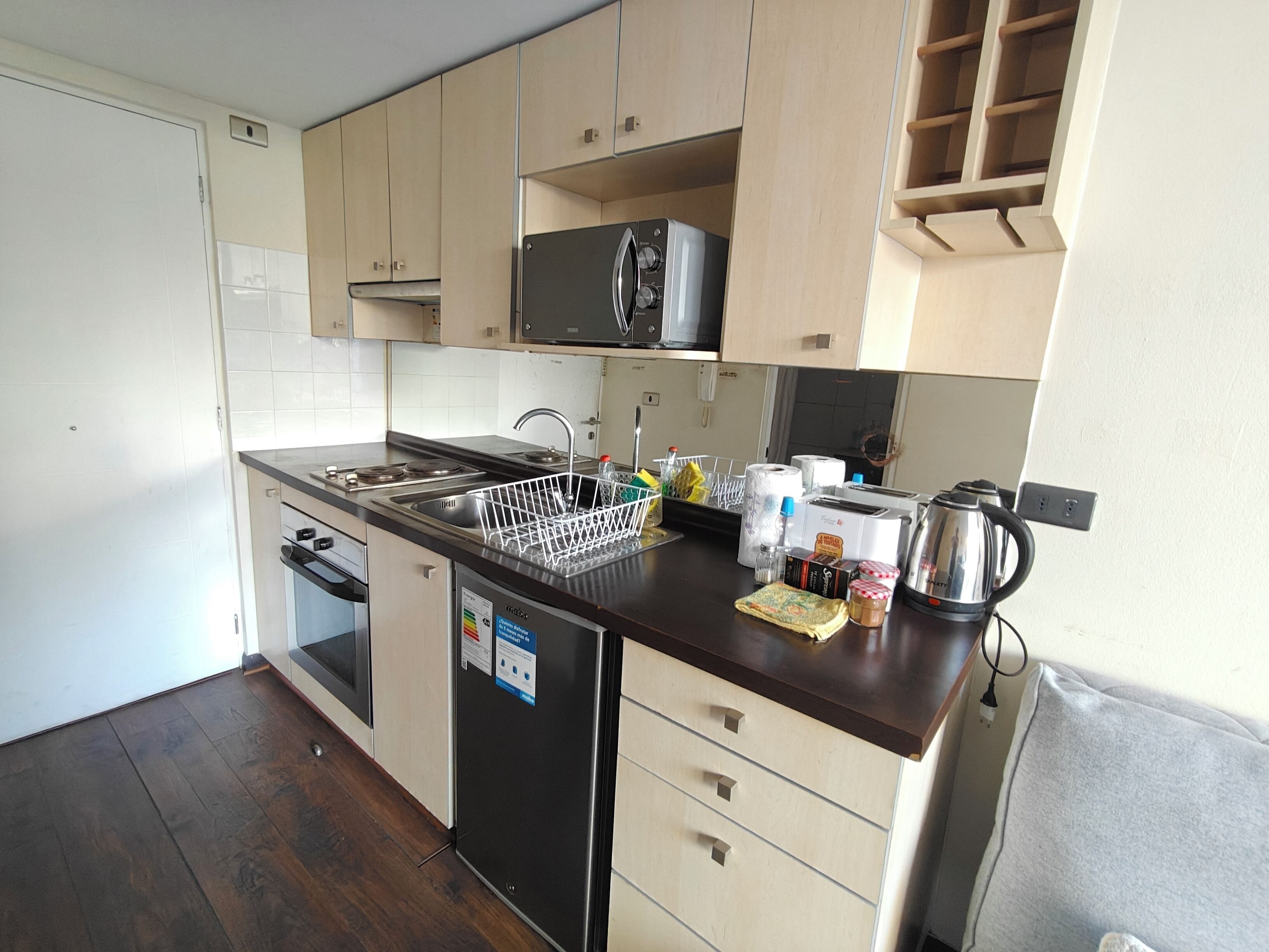 Superior Apartment, 1 Queen Bed | Private kitchen