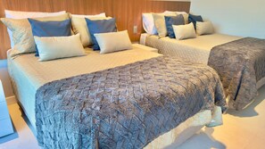 7 bedrooms, desk, iron/ironing board, free WiFi