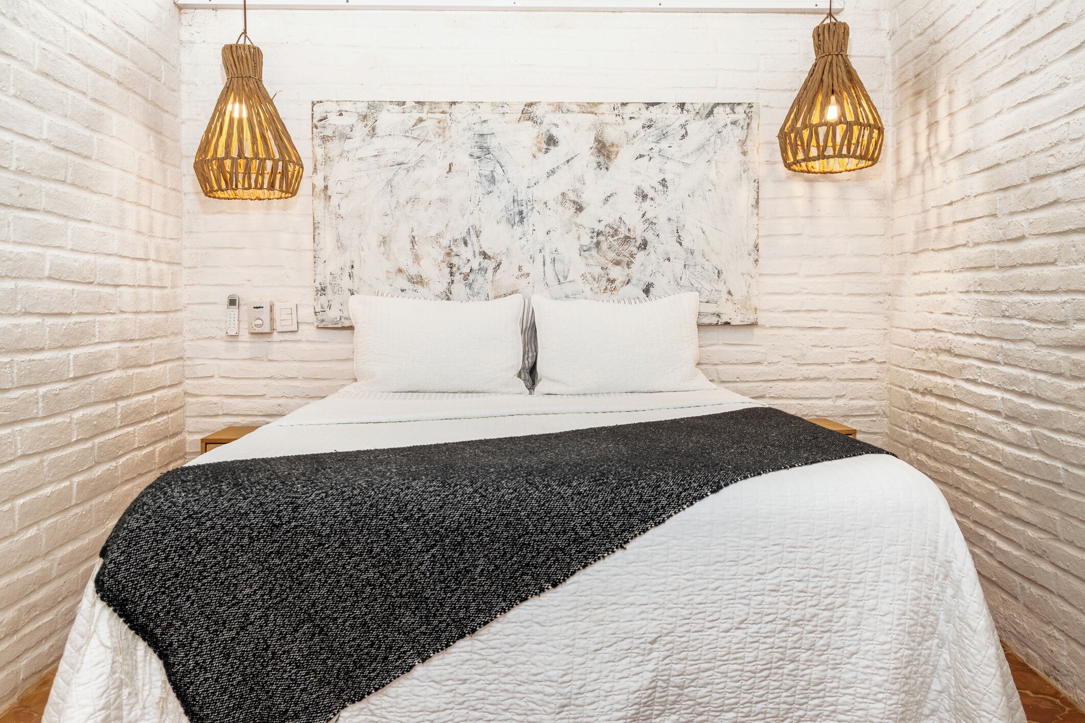 1 多间卧室、熨斗/熨衣板、WiFi、床单