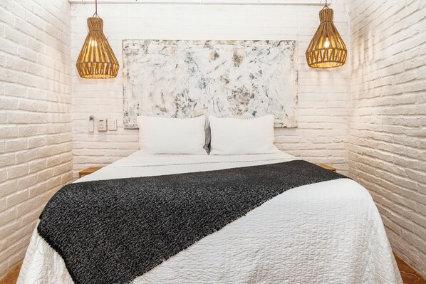 1 chambre, fer et planche à repasser, Wi-Fi, draps fournis