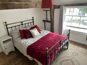 1 camera, ferro/asse da stiro, Wi-Fi, lenzuola