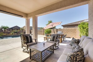 Outdoor dining - Mountain View Desert Retreat with 5 Bedrooms! Heated Saltwater Pool - Estrella (Goodyear)