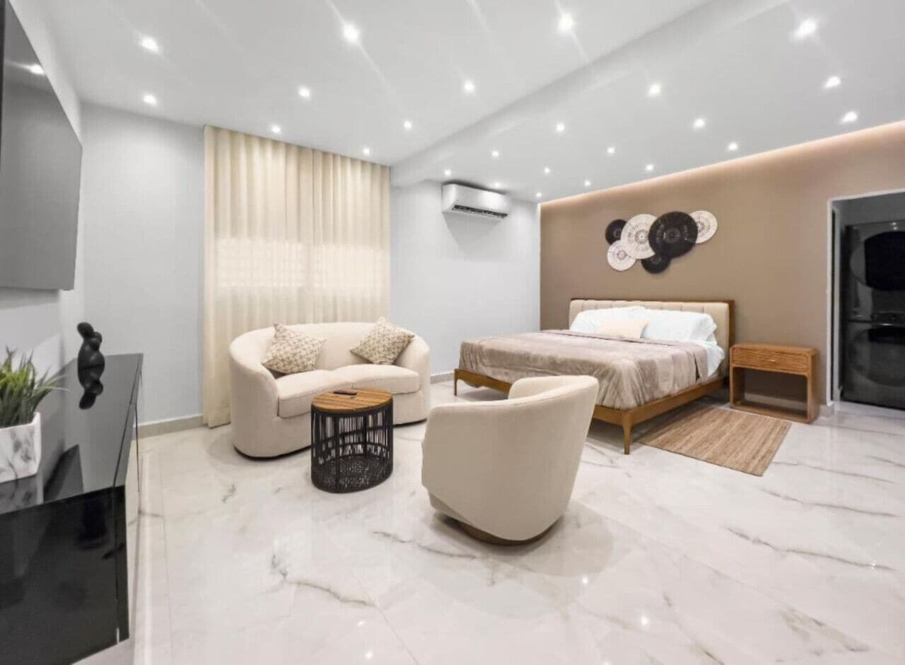 1 多间卧室、办公桌、旅行婴儿床、免费 WiFi