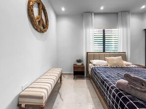 1 bedroom, desk, travel cot, free WiFi