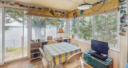 Dog-friendly, guest house on Lake Champlain, views, lakefront, bbq, deck, wifi