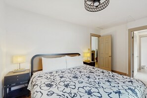 4 chambres, fer et planche à repasser, accès Internet, draps fournis
