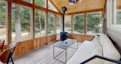 Awesome mountain chalet with a hot tub, fire pit, and room for the whole family