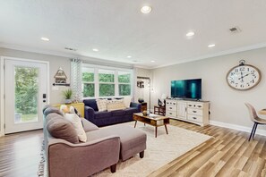 TV