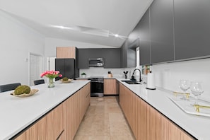 Microwave, oven, stovetop, dishwasher