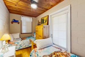 2 chambres, fer et planche à repasser, Wi-Fi, literie fournie