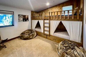 3 bedrooms, Internet, bed sheets