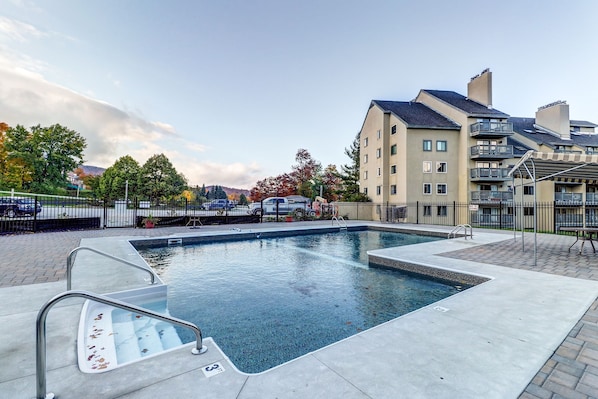 Innenpool, beheizter Pool