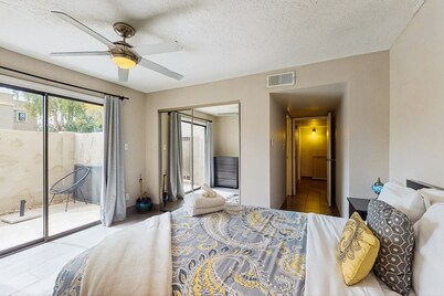 Ground floor condo w/ private patio & direct access to shared pool, dog-friendly