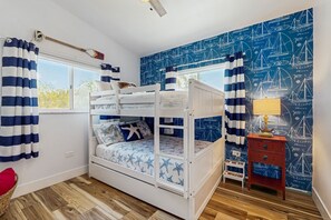 3 dormitorios, Internet, ropa de cama
