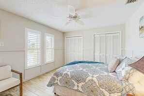 2 bedrooms, iron/ironing board, Internet, bed sheets
