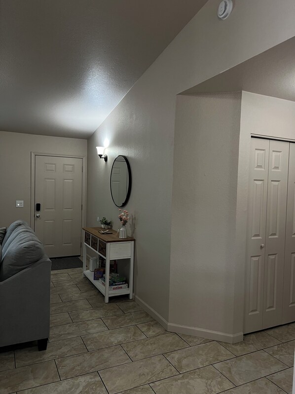 Interior - 3-bedroom house in charming Tucson (Tucson)