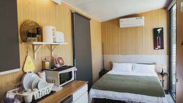 1 habitación, wifi y ropa de cama