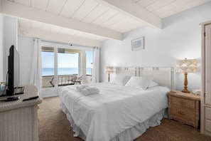 3 bedrooms, iron/ironing board, WiFi, bed sheets - 1960's Rio Del Mar Beach House - Stunning Views! (Aptos)