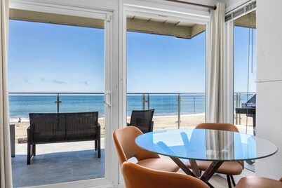 1960's Rio Del Mar Beach House - Stunning Views!