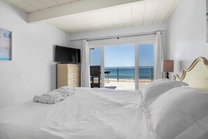 2 bedrooms, iron/ironing board, WiFi, bed sheets - 1960's Rio Del Mar Beach House - Stunning Views! (Aptos)