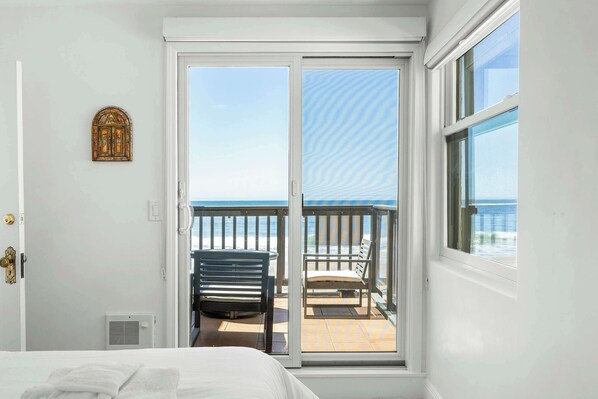 3 bedrooms, desk, iron/ironing board, WiFi