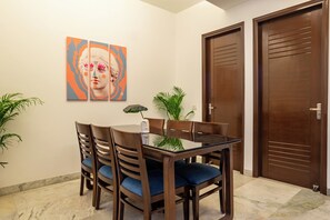 Studio, byutsikt | Oppholdsområde