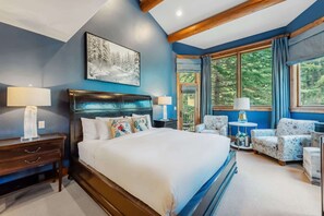 4 soverom, strykejern/-brett, wi-fi og sengetøy