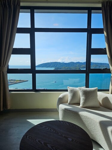 Jesselton Quay - SeaView