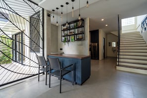 Villa Deluxe, patio, vue ville | Intérieur