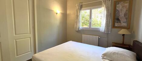 2 bedrooms, free WiFi