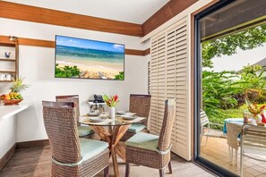 Dining - Kiahuna 324 – Breezy Corner Garden Condo (Koloa)