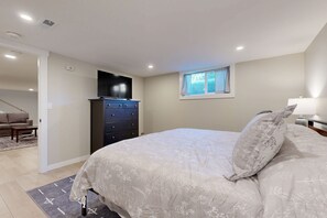 3 bedrooms, WiFi, bed sheets