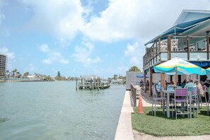 Restauration en plein air