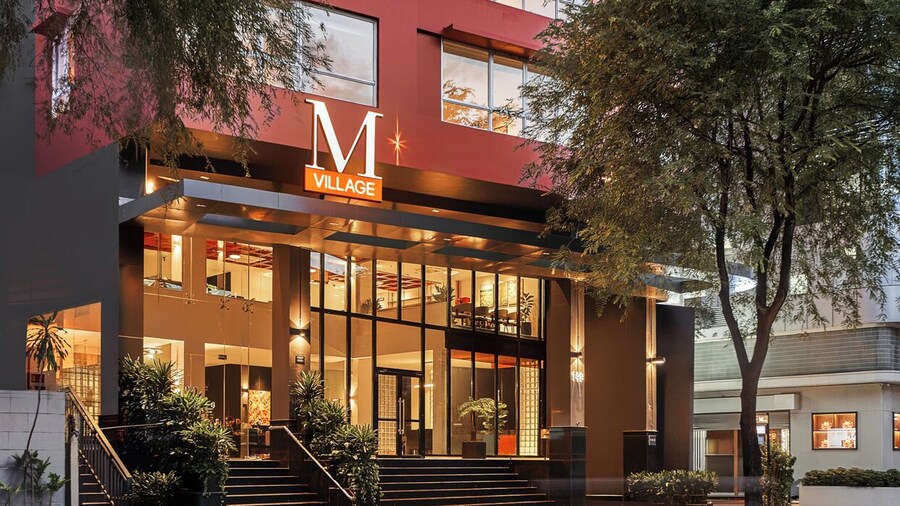 M Village Hotel Nguyen Du