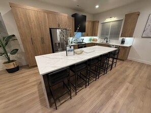 Private kitchen - NEW! Eden Escape 5bd/4.5bth Home w/ Hot Tub (Eden)