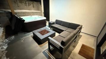 Bain à remous intérieur