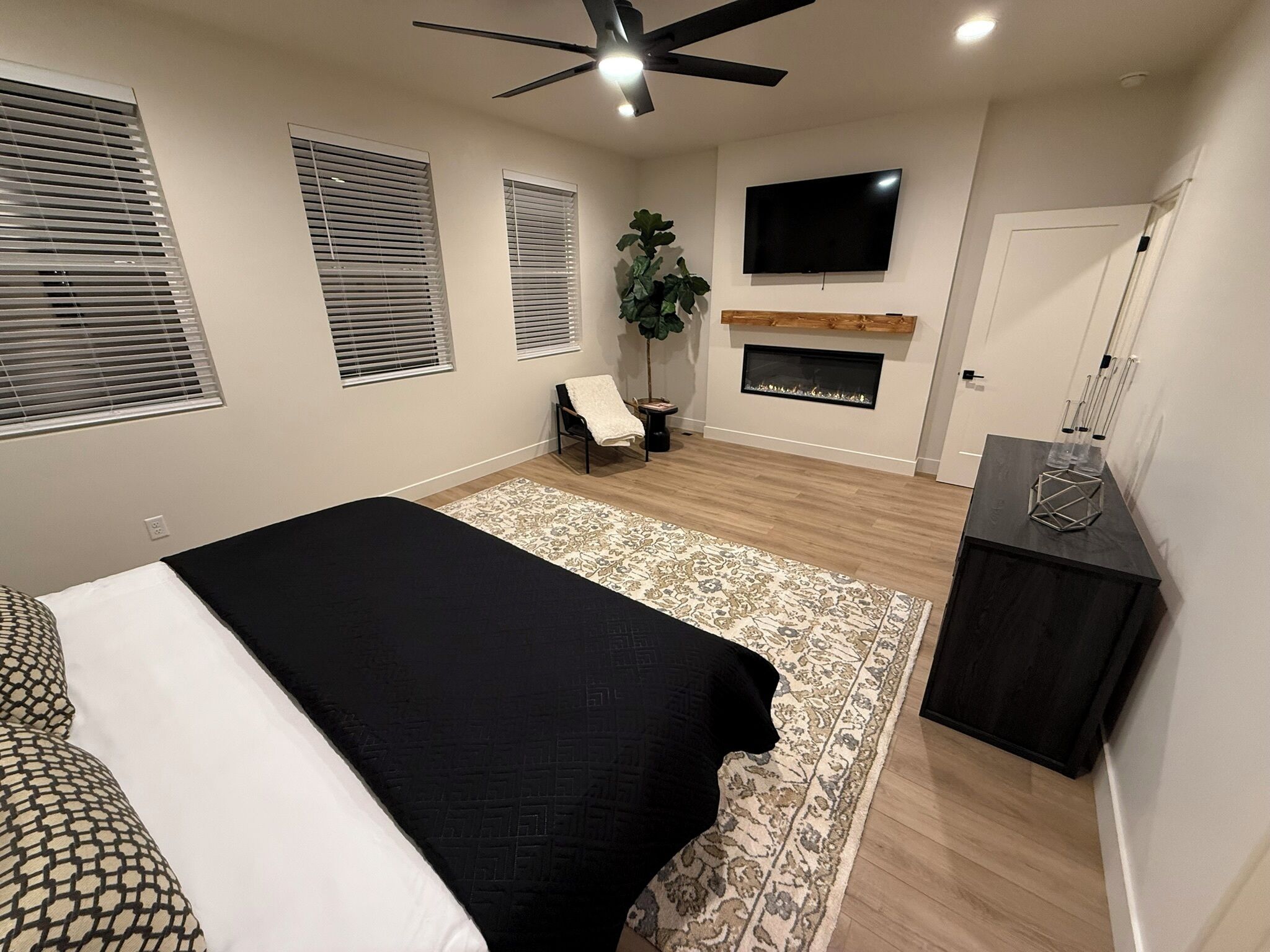 5 chambres, Wi-Fi, draps fournis