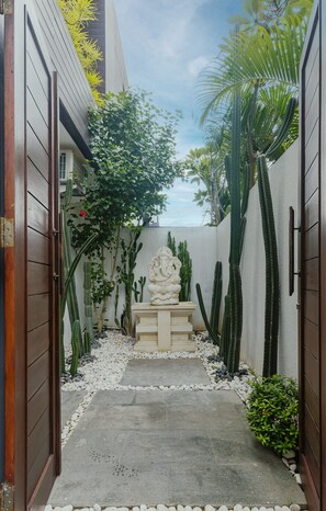 Entrée de l’hébergement