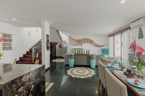 Dining room - Ombak Luxury C15 Villa By Betterplace (Cemagi)
