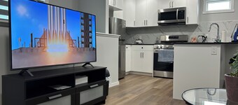 Private Garden Suite – 1 Queen Bed, 1 Double Bed & Full Amenities