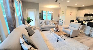 Unclassified image, 5 of 31, button - Tigers Stripe Stay Luxury Retreat by LSU -  CL5602 (Baton Rouge)