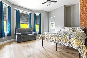 11 bedrooms, iron/ironing board, travel crib, WiFi