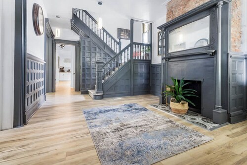 Massive 11BR Home  Ideal for Reunions