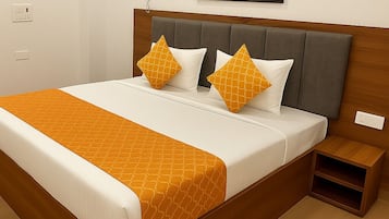 Deluxe Room | Desk, laptop workspace, free WiFi, bed sheets