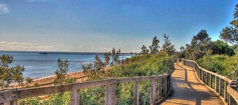 Sunset Garden Hideaway by the Beach