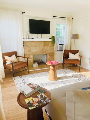 Smart-TV, Bücher