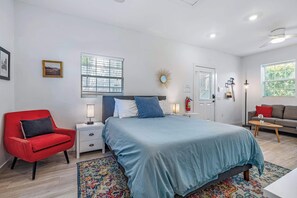 Unclassified image, 5 of 19, button