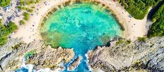 CH 1003: Cozy studio with kitchenette, WiFi & Pool, CH 1003: Cozy studio in amazing Manatí with AC, ...