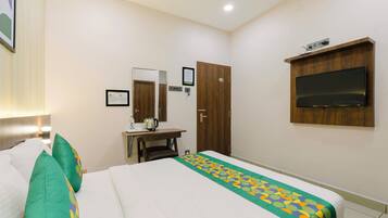 Standard Double Room | Iron/ironing board